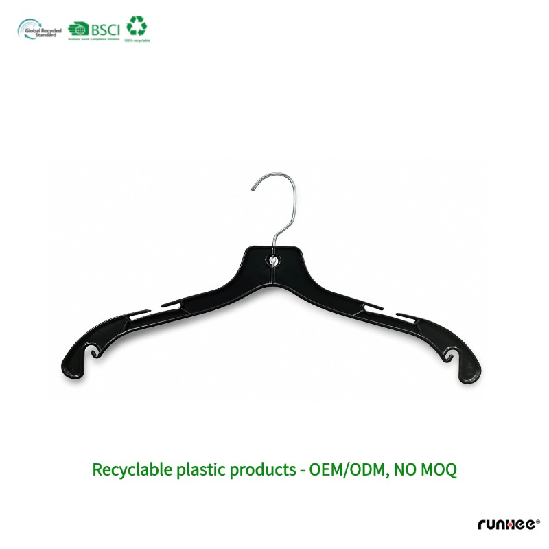 recycled plastic hangers